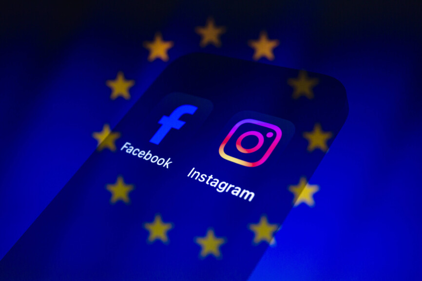 November 12, 2024, Asuncion, Paraguay: Facebook and Instagram apps icons are displayed on a smartphone backdropped by cropped flag of the European Union. Over the coming weeks, people in the EU who choose to use Facebook and Instagram for free with ads will be able to choose to see less personalized ads , Meta Platforms said on Tuesday, in an effort to comply with EU regulation. Asuncion Paraguay - ZUMAc217 20241112_zip_c217_001 Copyright: xAndrexM.xChangx